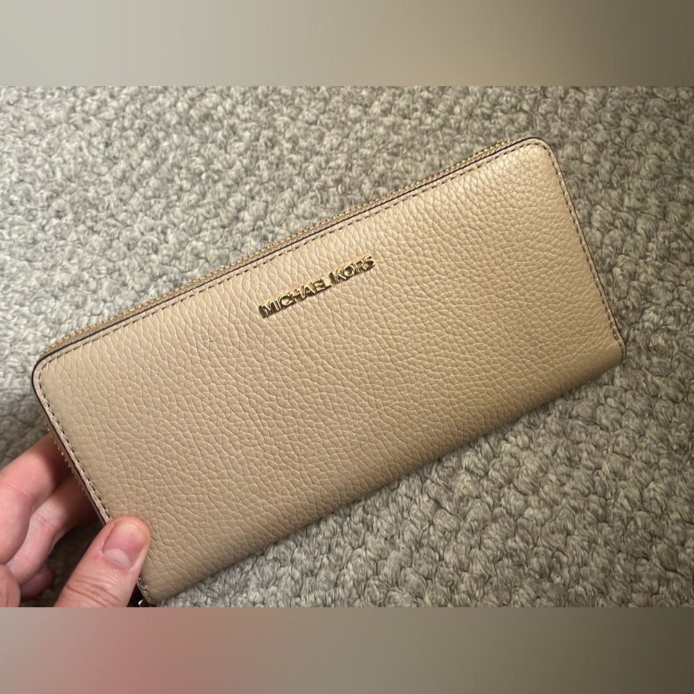 Michal Kors Wallet